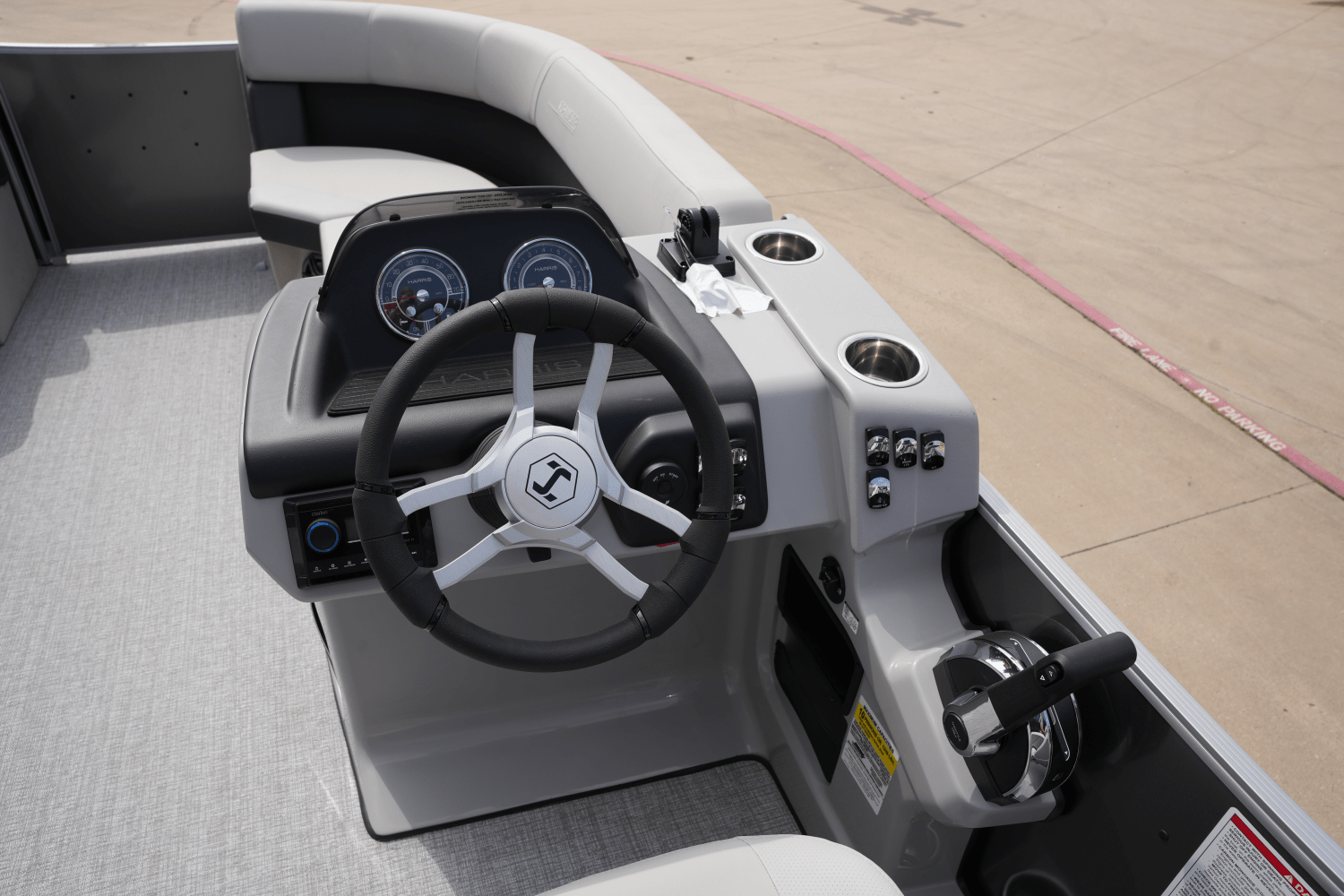 2025 Harris 210 Cruiser Image Thumbnail #7