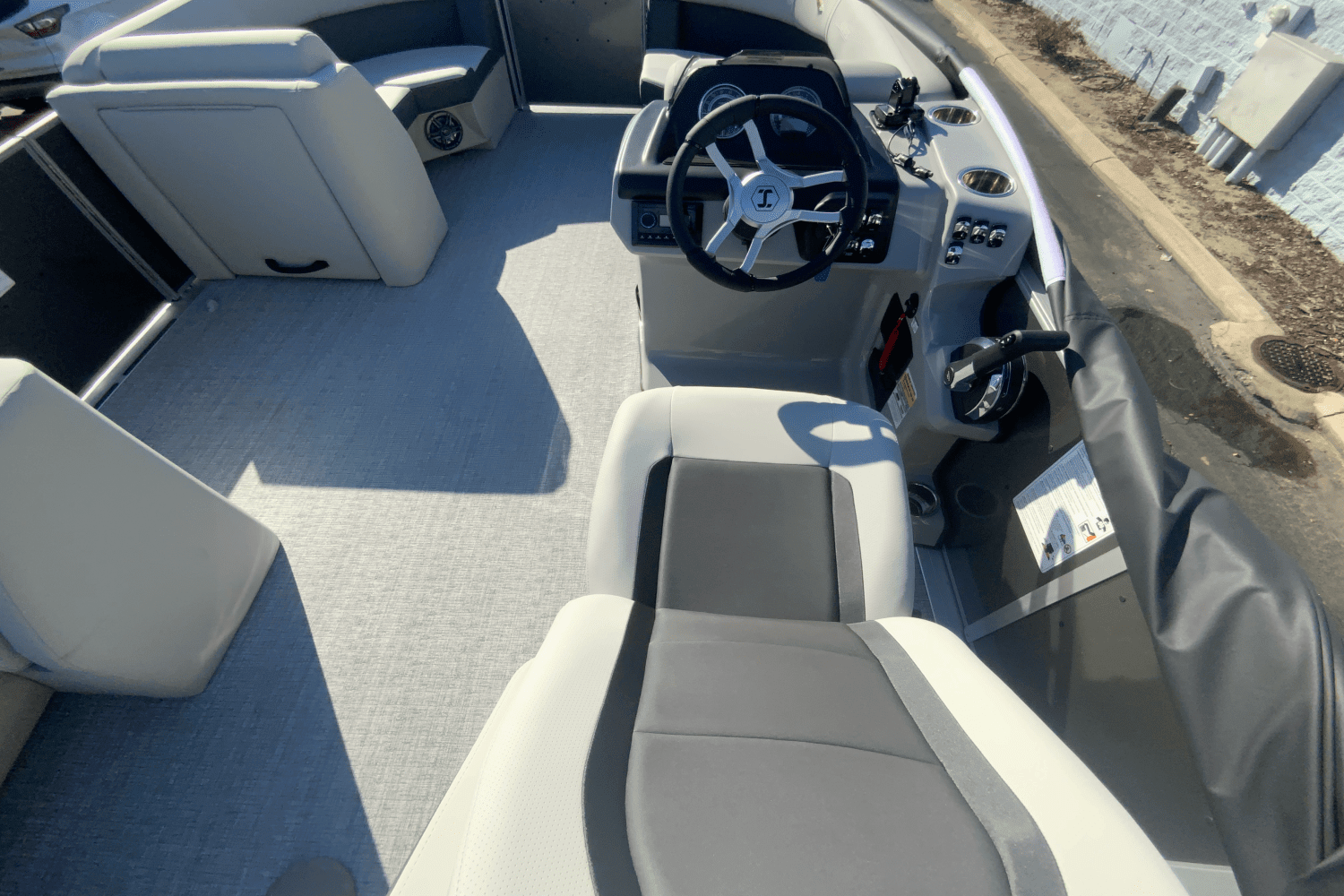 2025 Harris 210 Cruiser Image Thumbnail #21