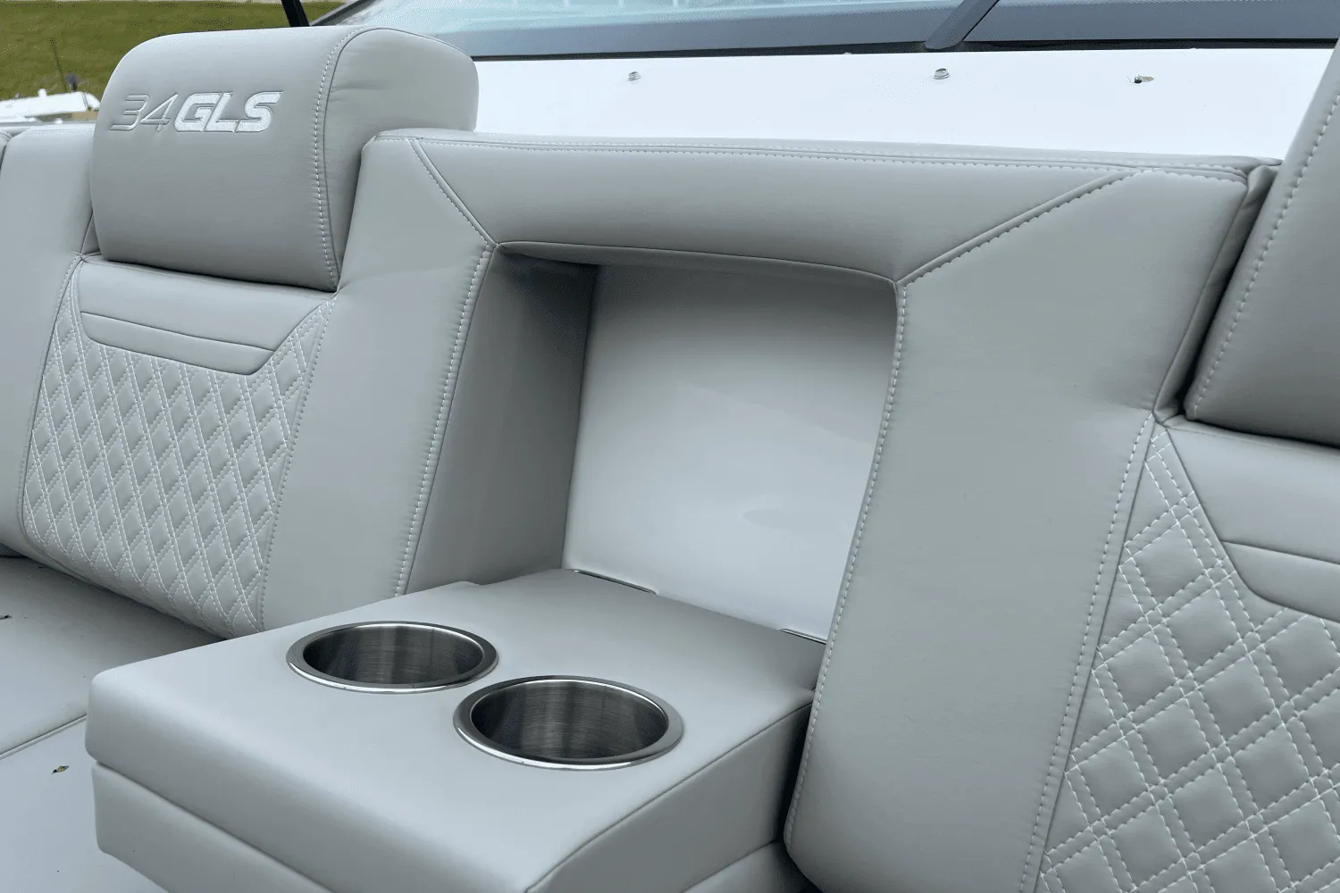 2025 Cruisers Yachts 34 GLS Image Thumbnail #53
