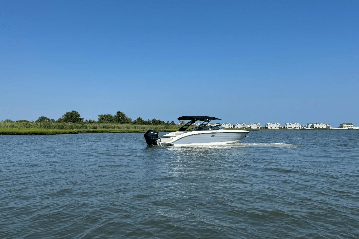 2025 Sea Ray SDX 270 Outboard Image Thumbnail #64