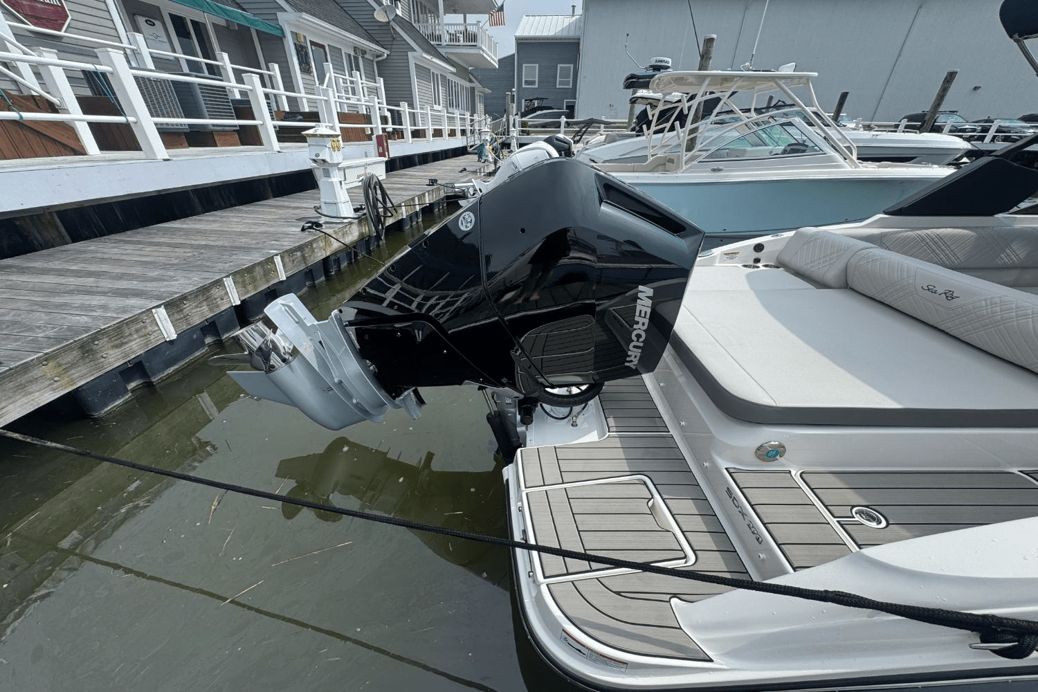2025 Sea Ray SDX 270 Outboard Image Thumbnail #17