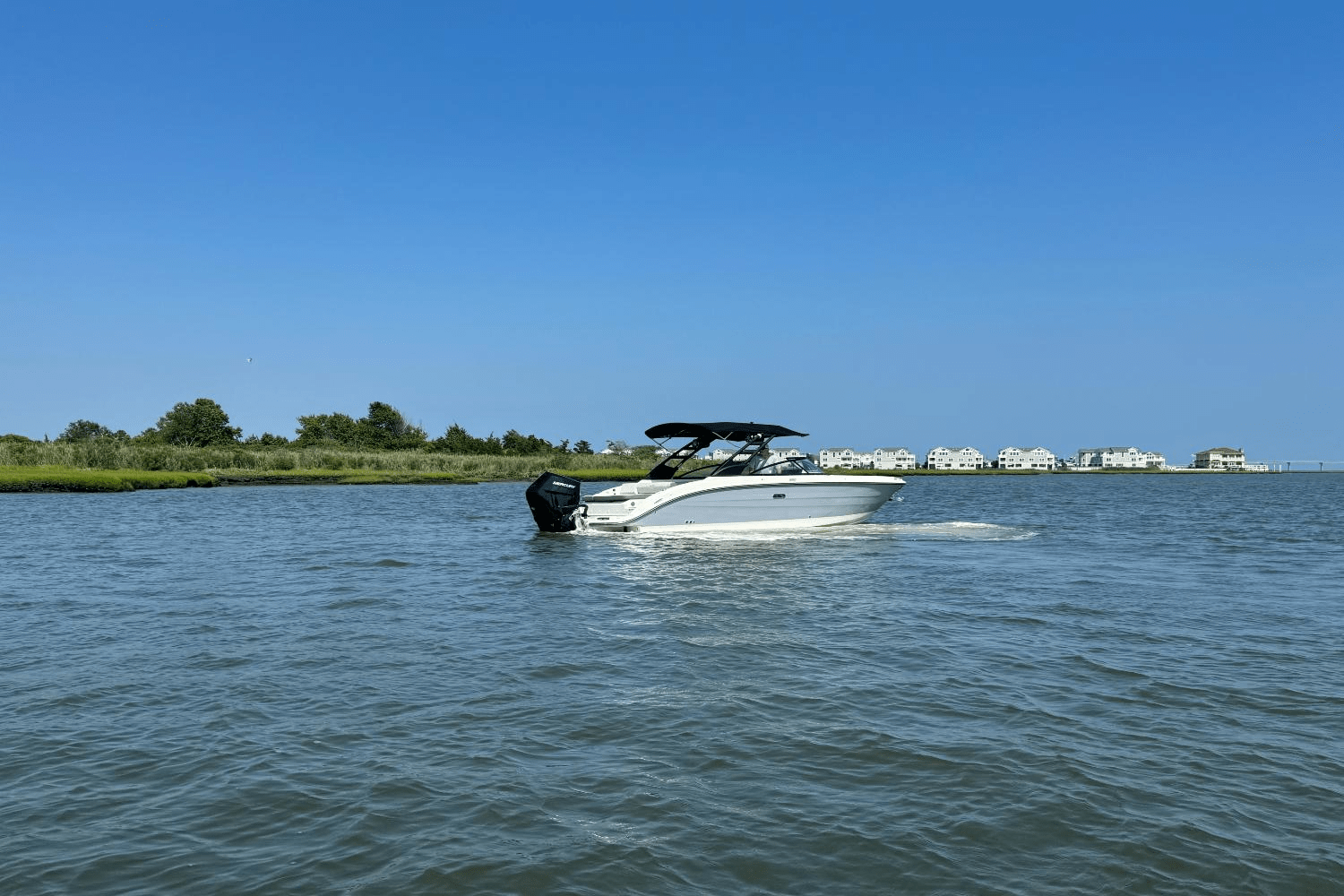 2025 Sea Ray SDX 270 Outboard Image Thumbnail #62