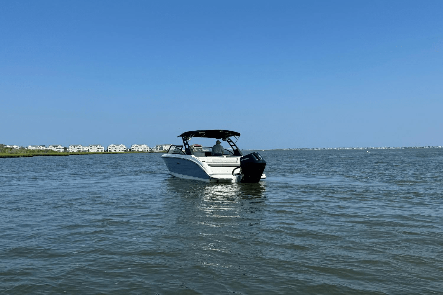 2025 Sea Ray SDX 270 Outboard Image Thumbnail #61