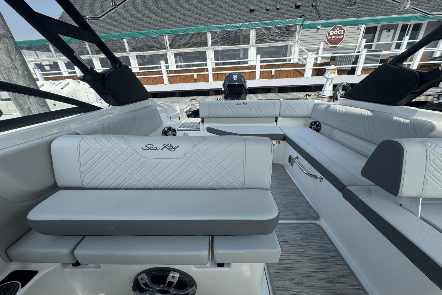 2025 Sea Ray SDX 270 Outboard Image Thumbnail #42