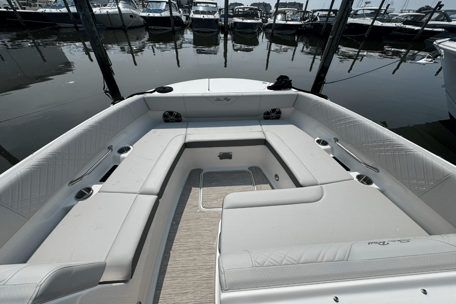 2025 Sea Ray SDX 270 Outboard Image Thumbnail #45