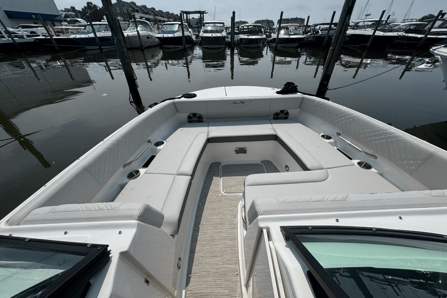 2025 Sea Ray SDX 270 Outboard Image Thumbnail #44