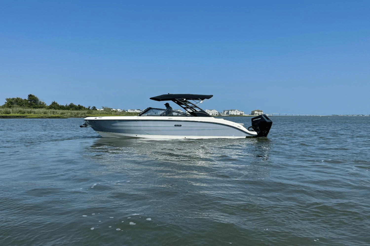2025 Sea Ray SDX 270 Outboard Image Thumbnail #58