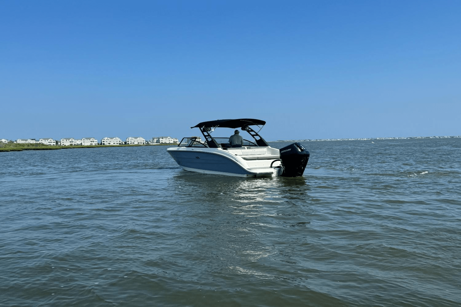 2025 Sea Ray SDX 270 Outboard Image Thumbnail #59