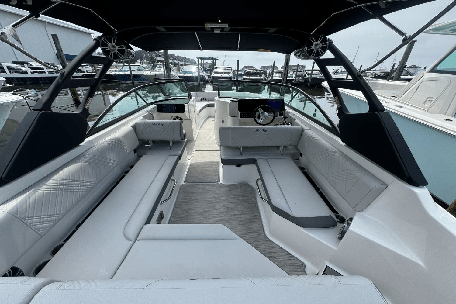 2025 Sea Ray SDX 270 Outboard Image Thumbnail #20