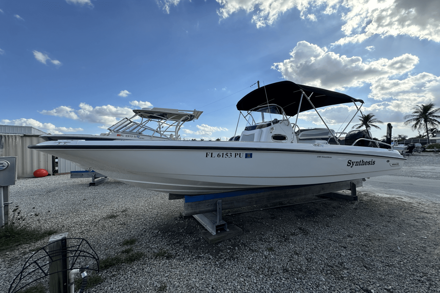 2014 Boston Whaler 240 DAUNTLESS Image Thumbnail #3