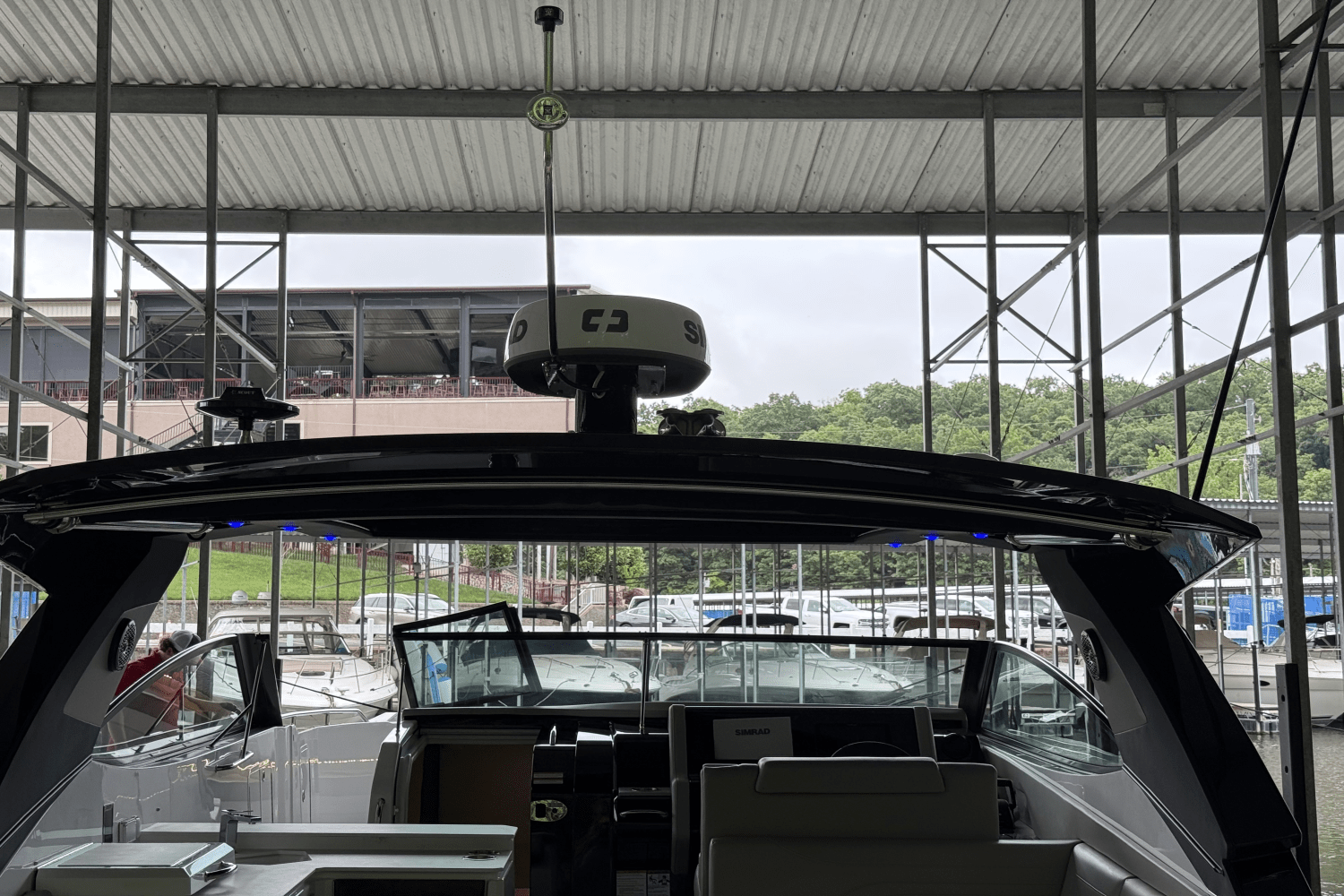 2025 Cruisers Yachts 38 GLS Image Thumbnail #25