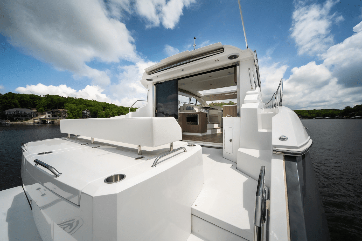 2025 Cruisers Yachts 46 Cantius Image Thumbnail #32