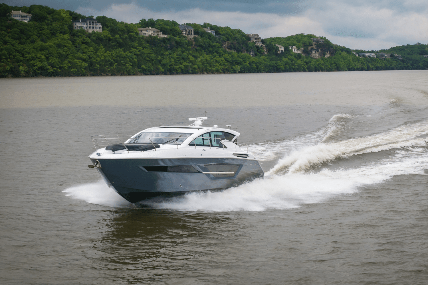 2025 Cruisers Yachts 46 Cantius Image Thumbnail #3