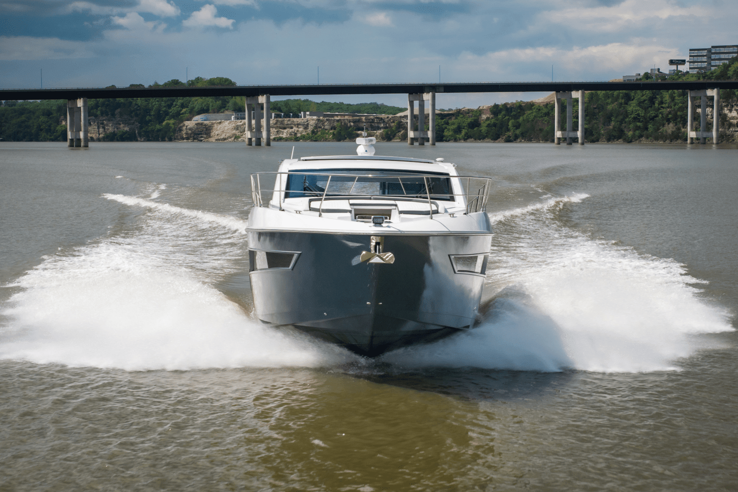 2025 Cruisers Yachts 46 Cantius Image Thumbnail #6