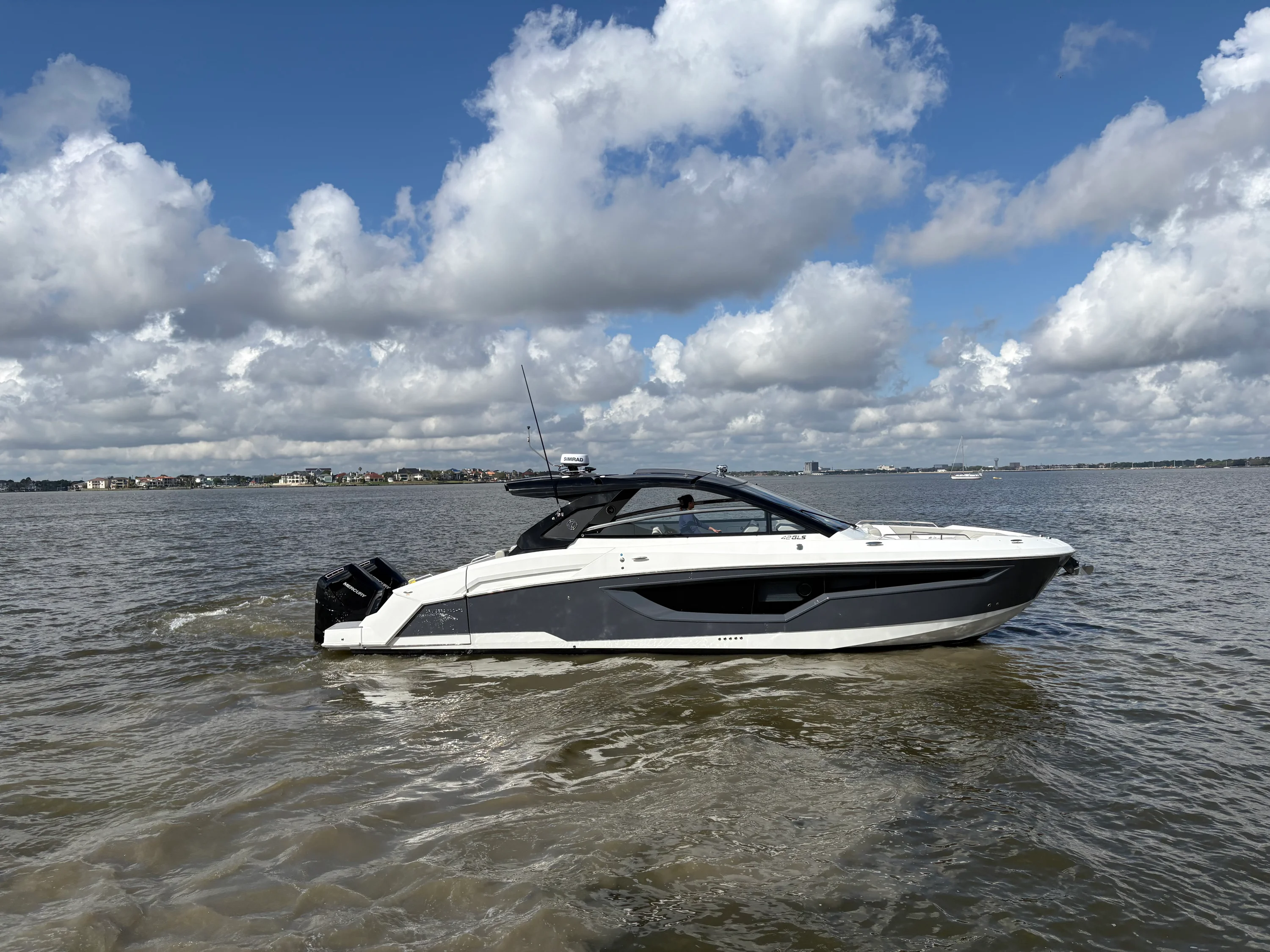 2025 Cruisers Yachts 42 GLS Outboard Image Thumbnail #0