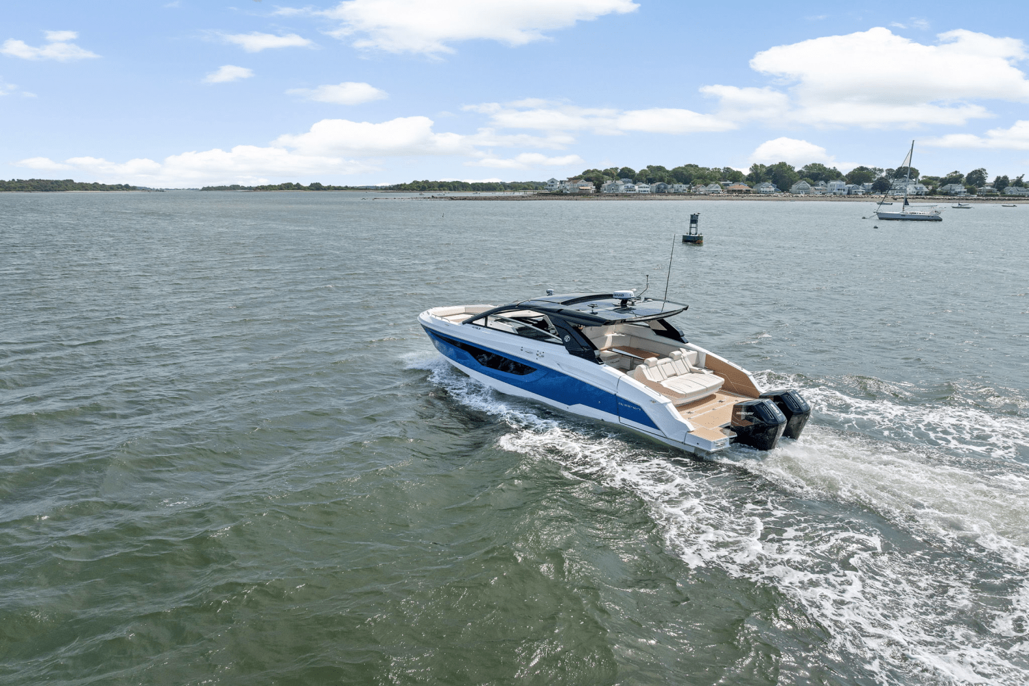 2025 Cruisers Yachts 42 GLS Outboard Image Thumbnail #45