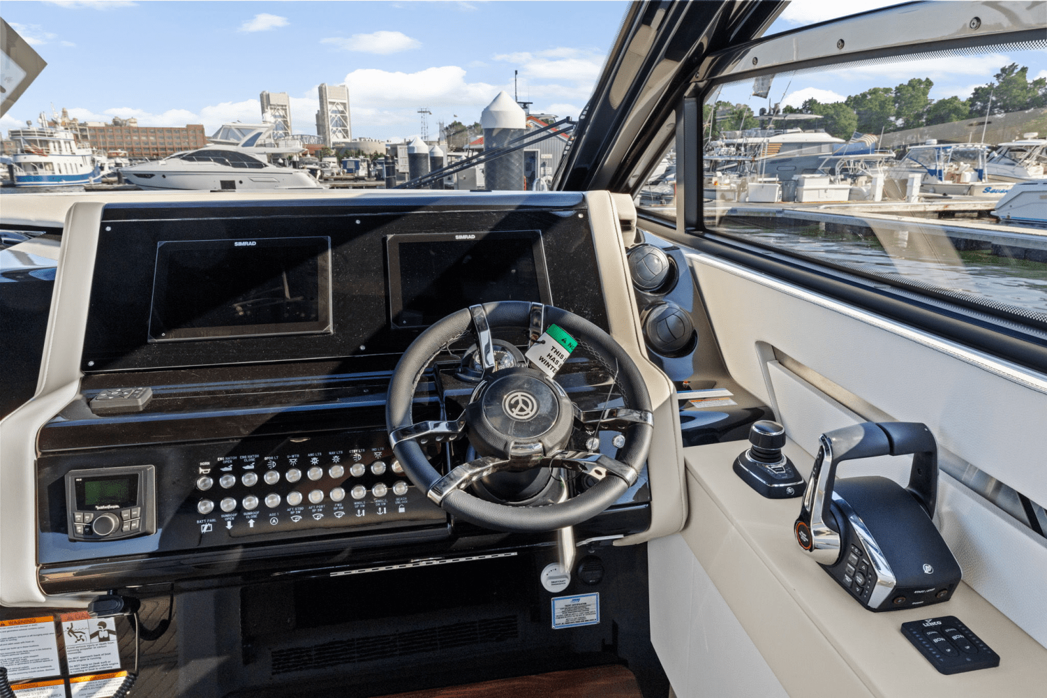 2025 Cruisers Yachts 42 GLS Outboard Image Thumbnail #20