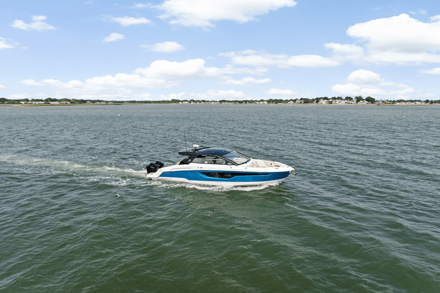 2025 Cruisers Yachts 42 GLS Outboard Image Thumbnail #36