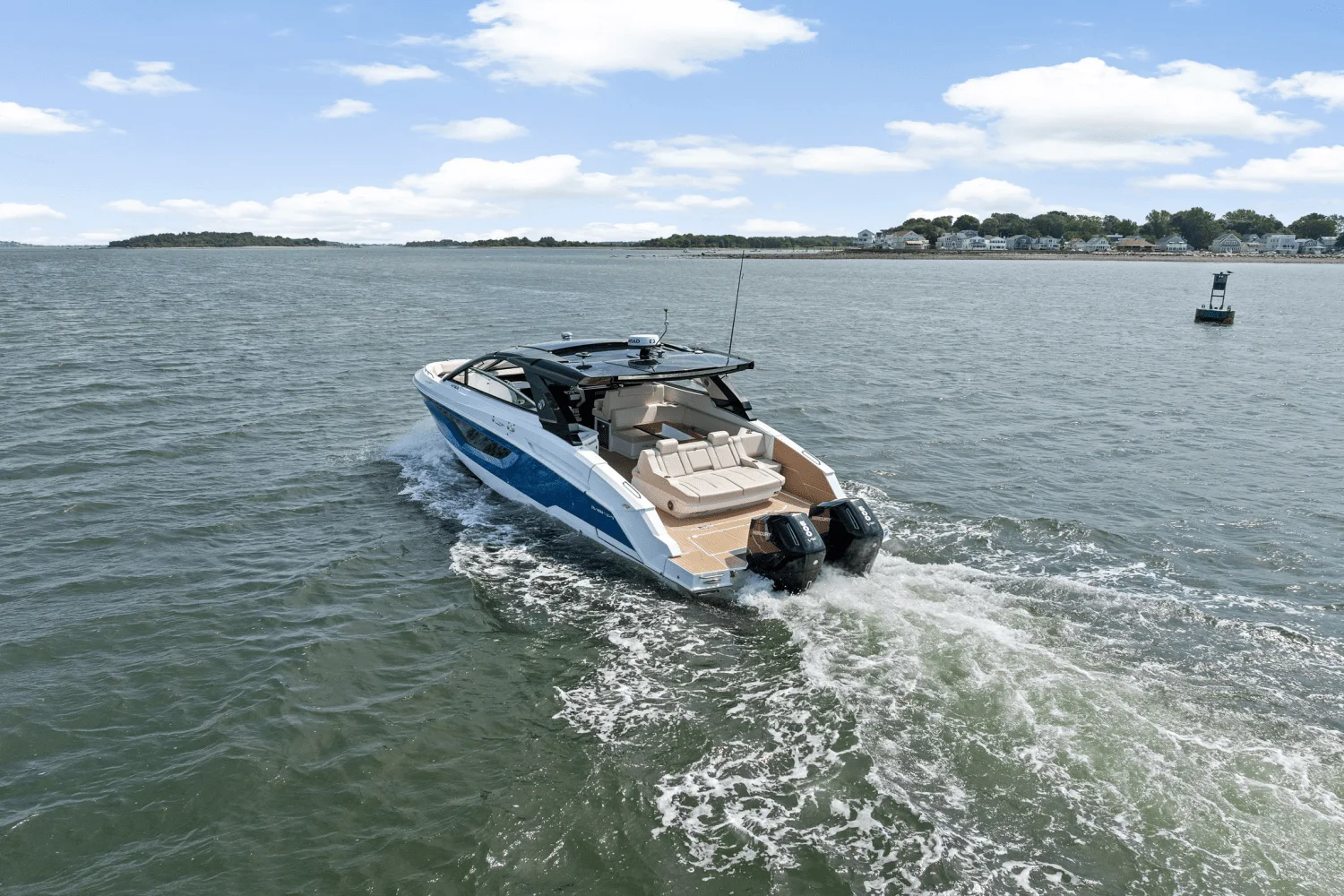 2025 Cruisers Yachts 42 GLS Outboard Image Thumbnail #3