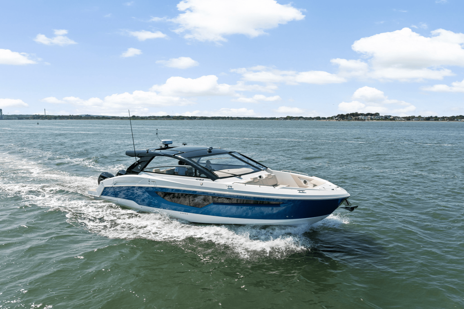 2025 Cruisers Yachts 42 GLS Outboard Image Thumbnail #3