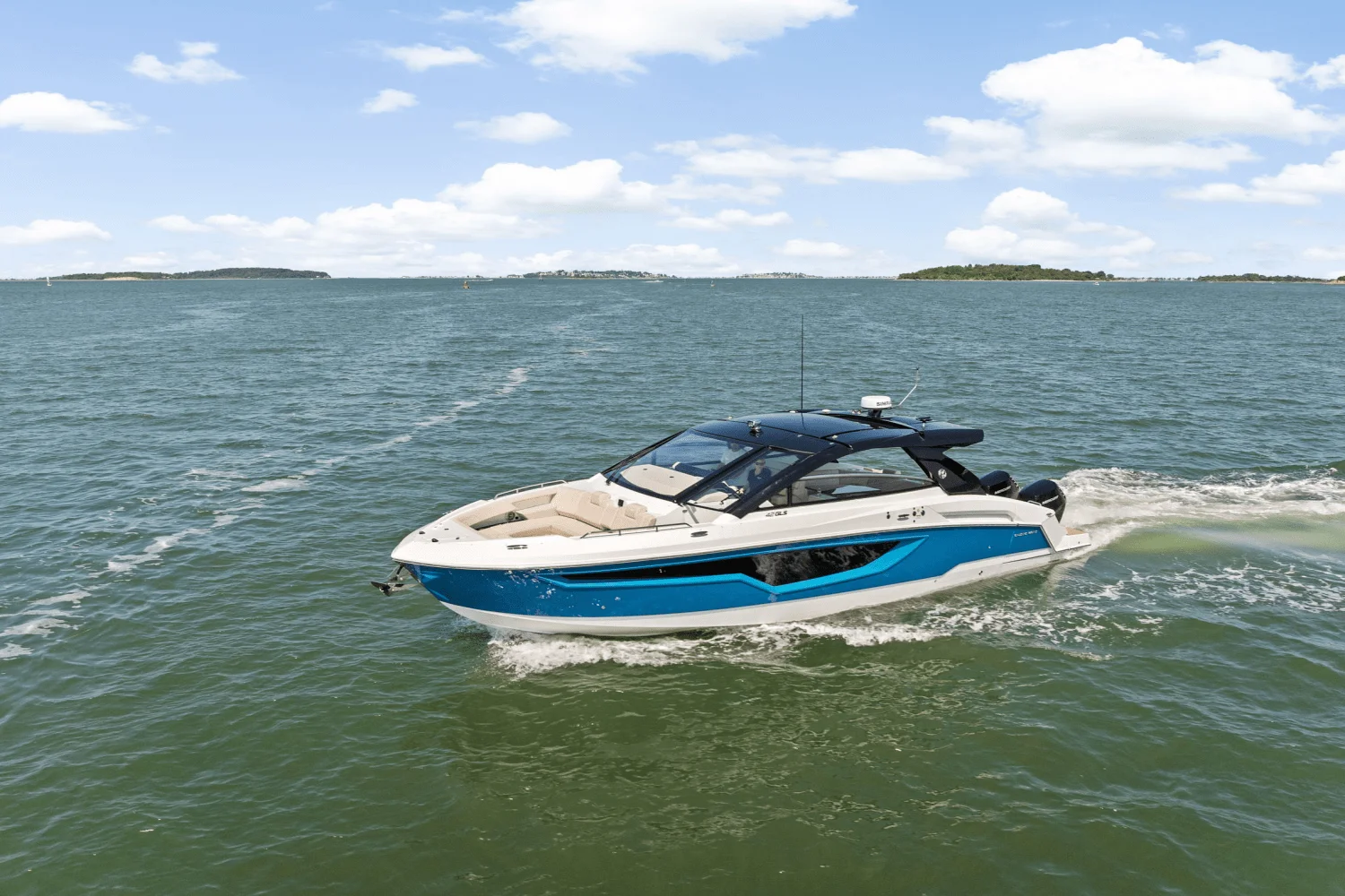 2025 Cruisers Yachts 42 GLS Outboard Image Thumbnail #1