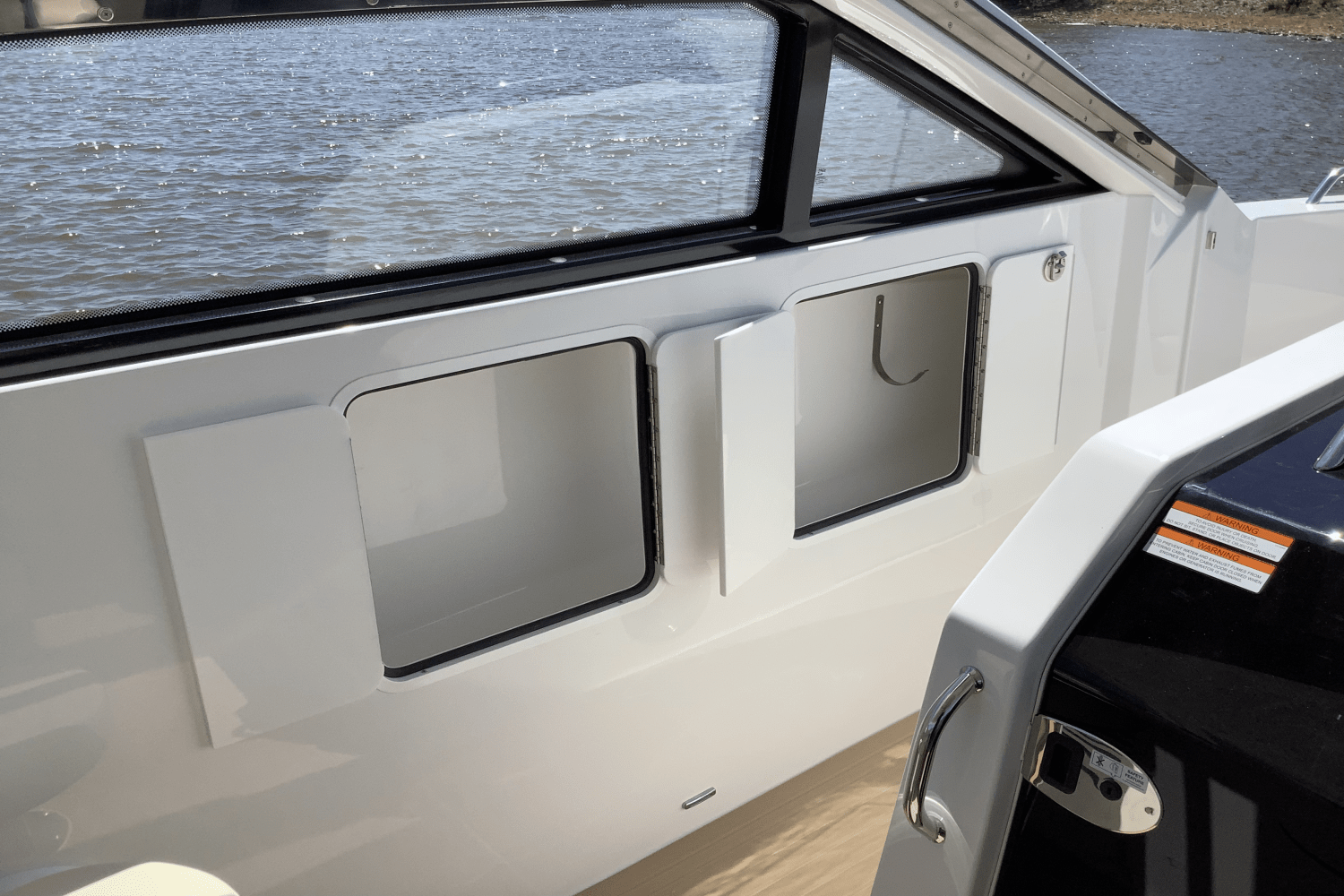 2025 Cruisers Yachts 42 GLS Image Thumbnail #22