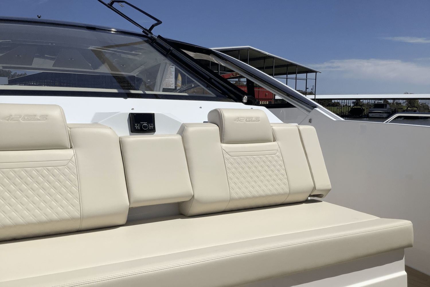 2025 Cruisers Yachts 42 GLS Image Thumbnail #26