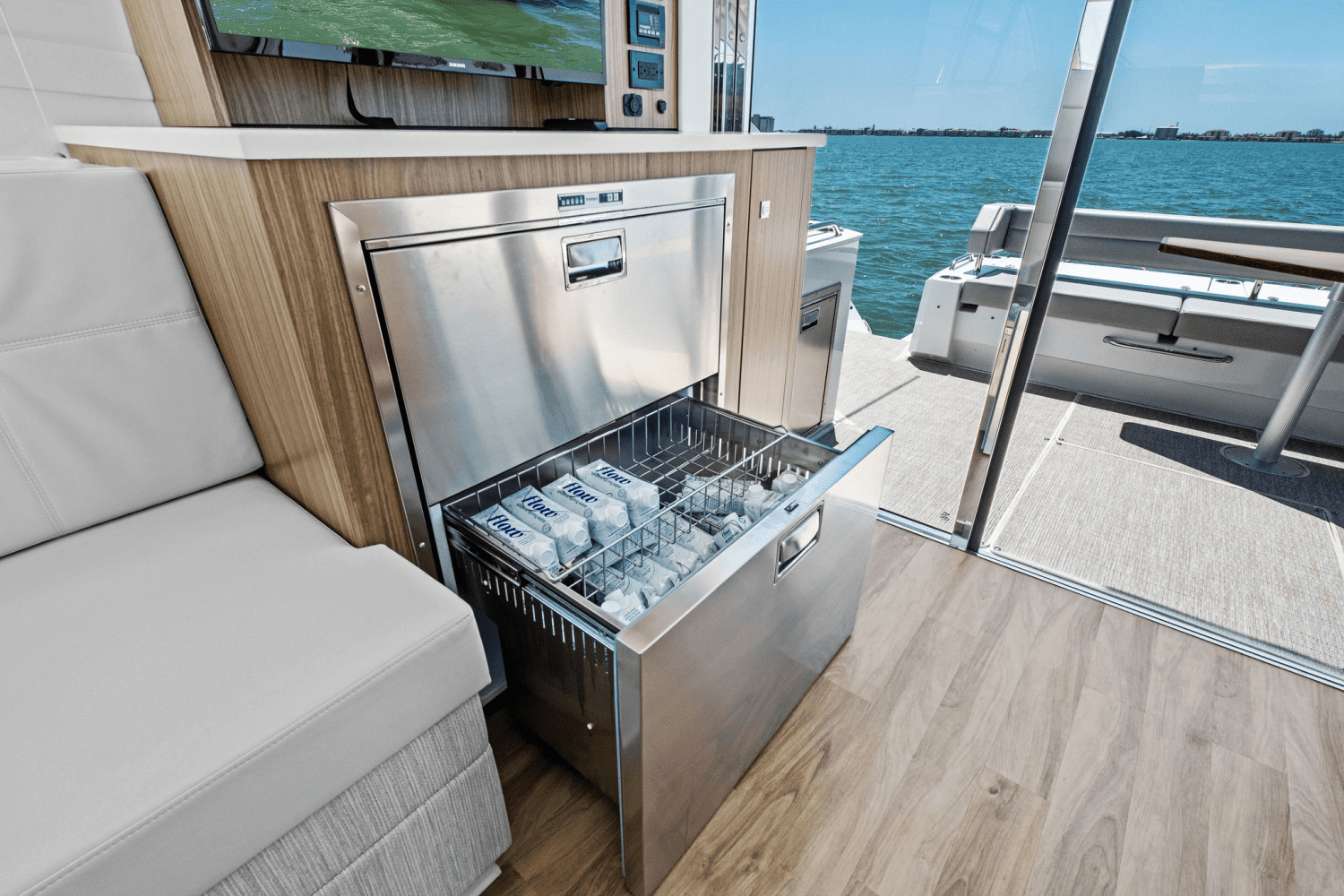 2025 Cruisers Yachts 46 Cantius Image Thumbnail #47