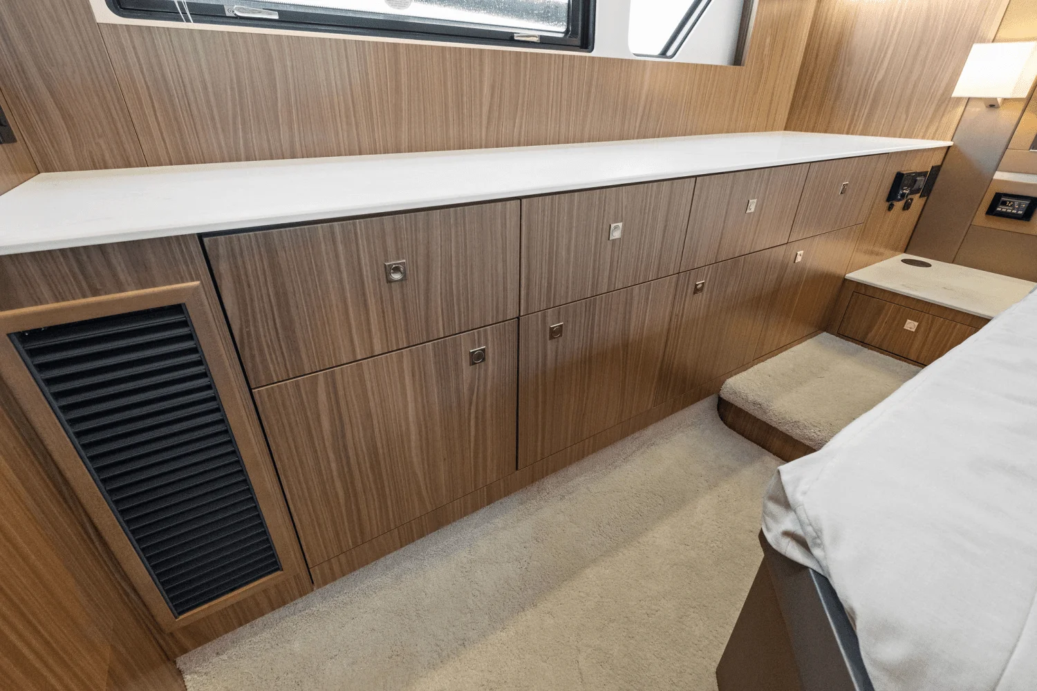 2025 Cruisers Yachts 46 Cantius Image Thumbnail #75