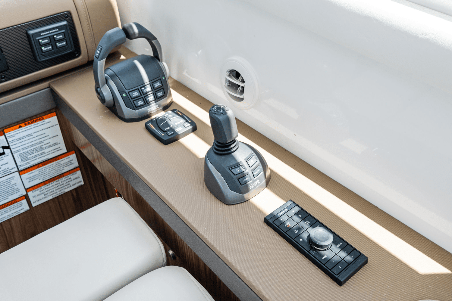 2025 Cruisers Yachts 46 Cantius Image Thumbnail #64