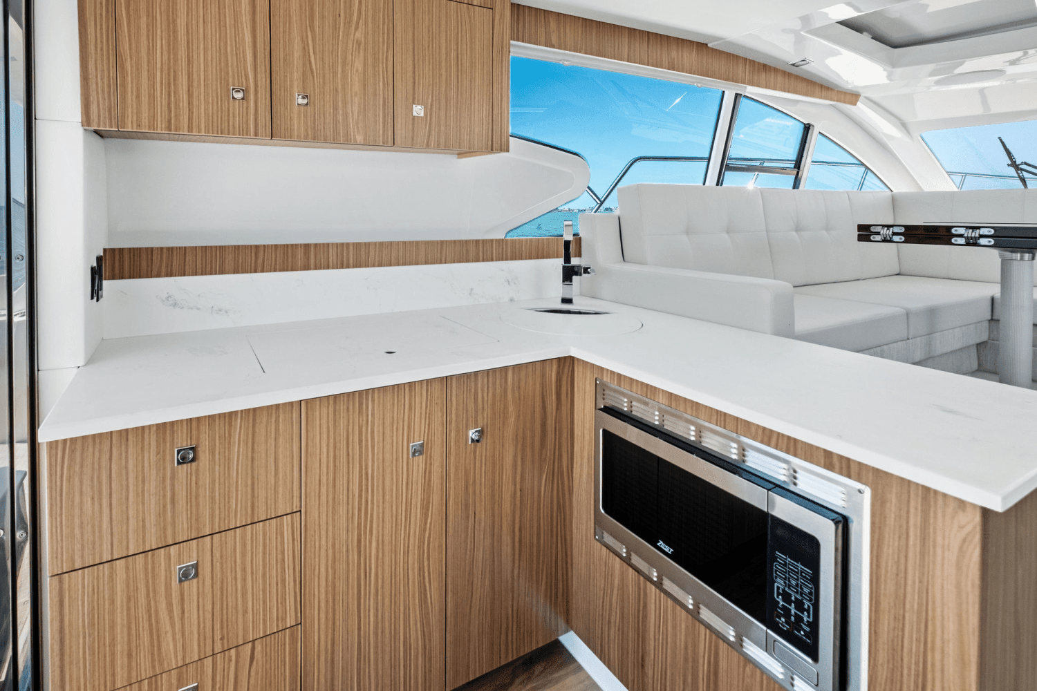 2025 Cruisers Yachts 46 Cantius Image Thumbnail #41