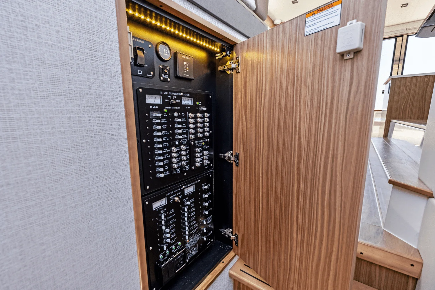 2025 Cruisers Yachts 46 Cantius Image Thumbnail #65