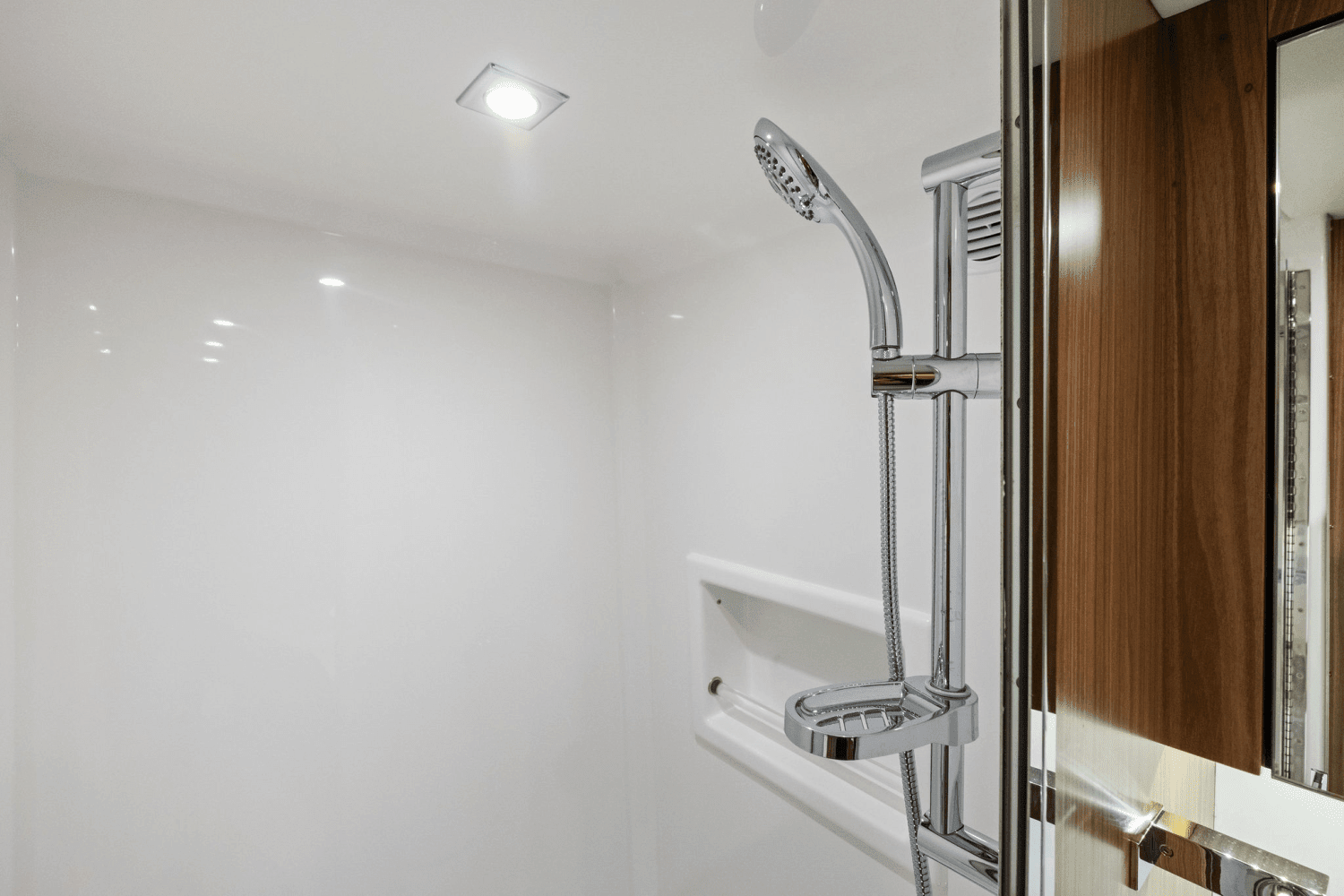 2025 Cruisers Yachts 46 Cantius Image Thumbnail #67