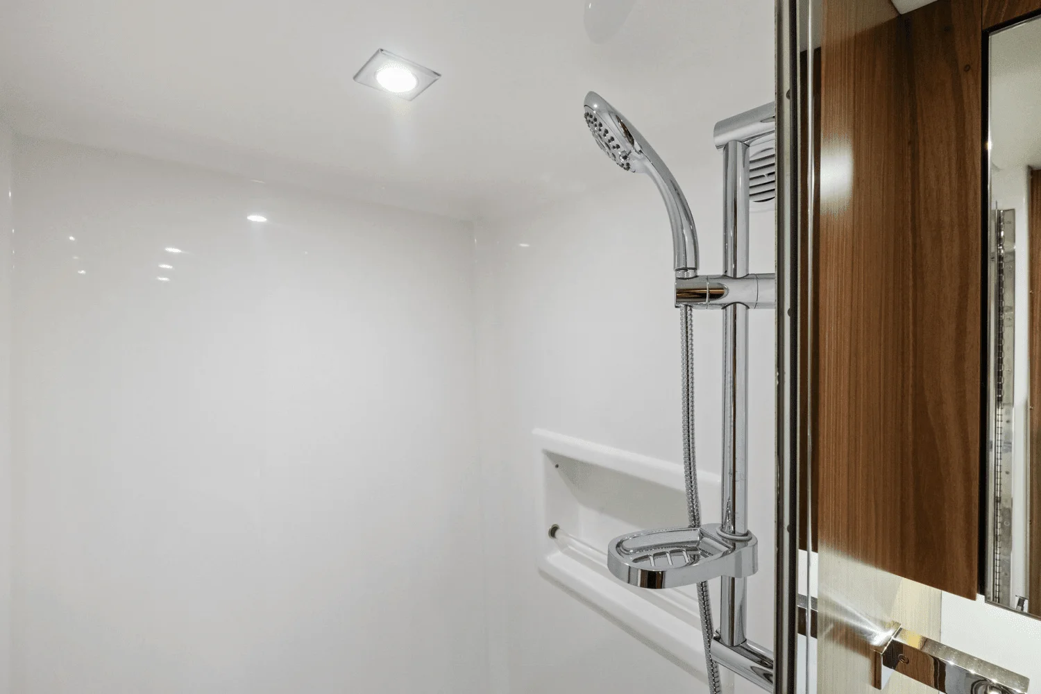 2025 Cruisers Yachts 46 Cantius Image Thumbnail #67