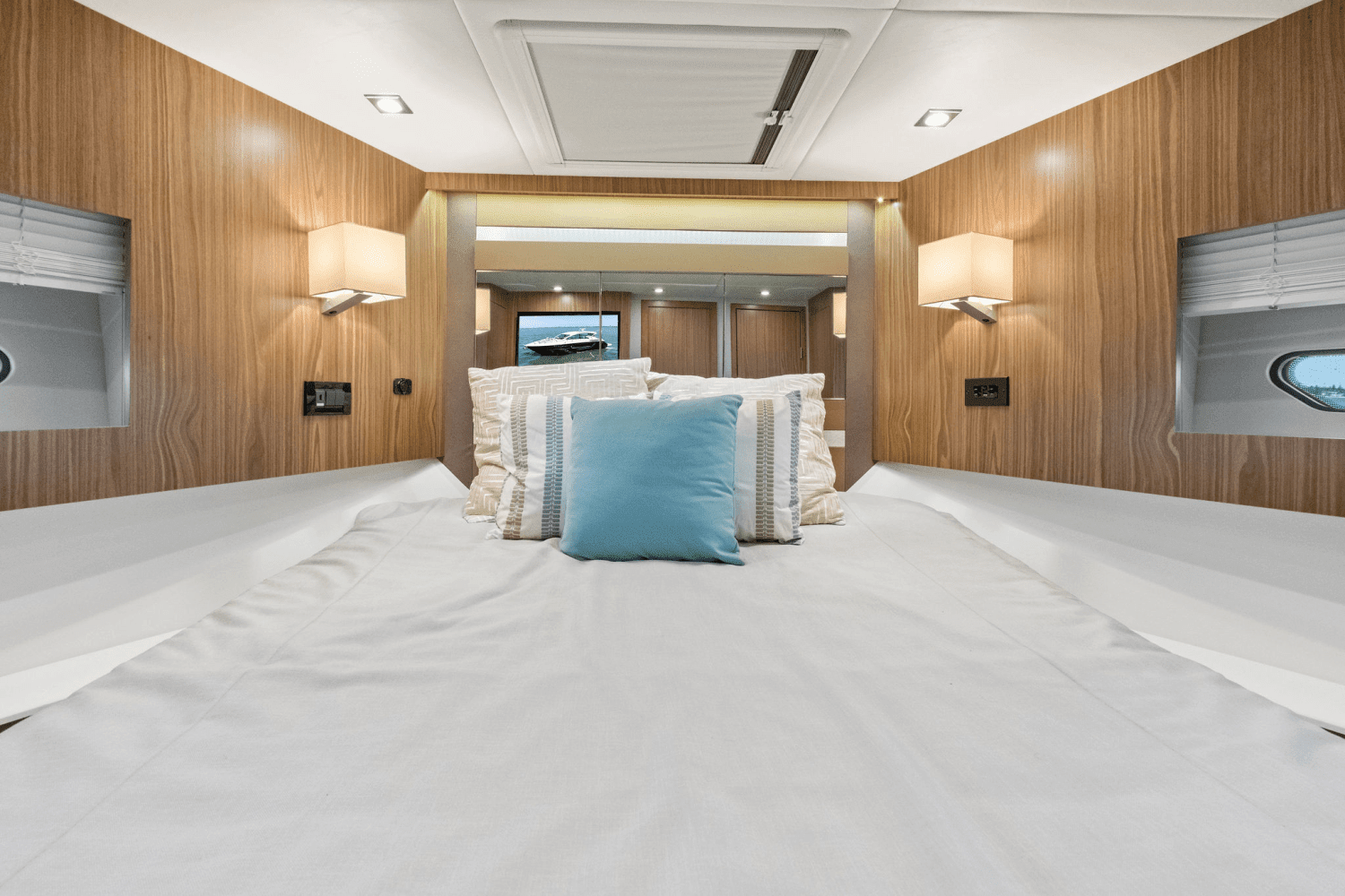 2025 Cruisers Yachts 46 Cantius Image Thumbnail #79