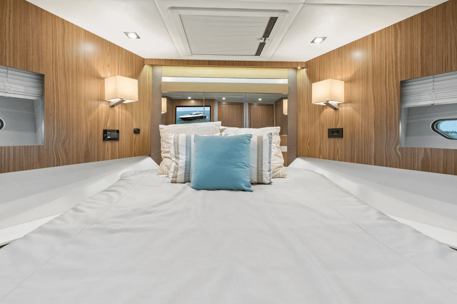 2025 Cruisers Yachts 46 Cantius Image Thumbnail #79