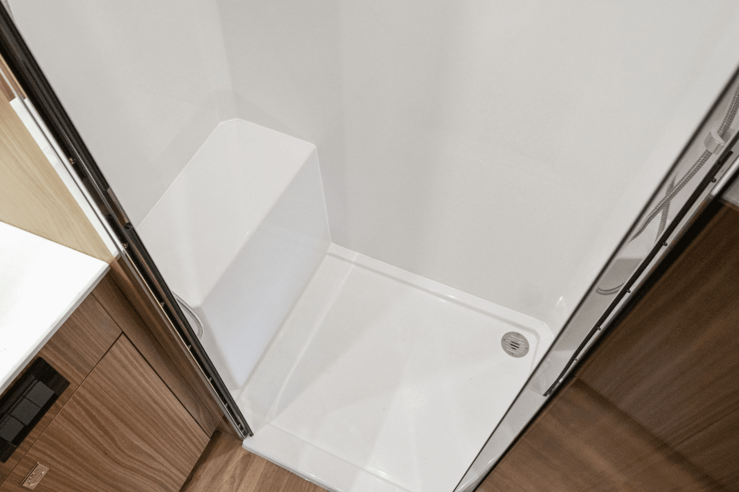 2025 Cruisers Yachts 46 Cantius Image Thumbnail #84