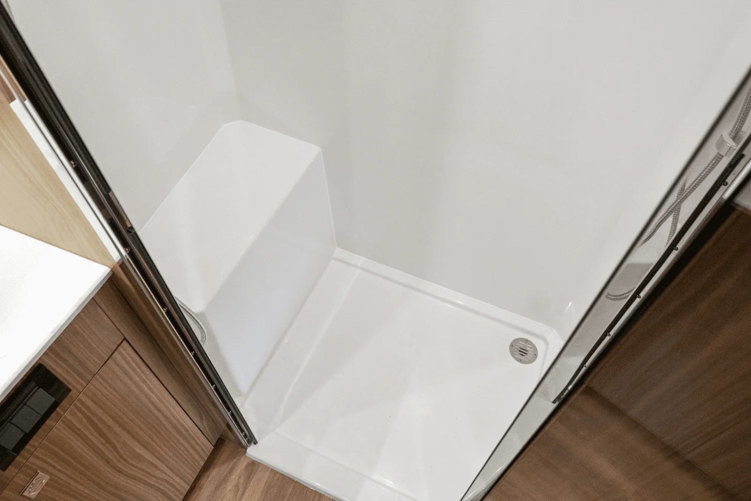 2025 Cruisers Yachts 46 Cantius Image Thumbnail #84