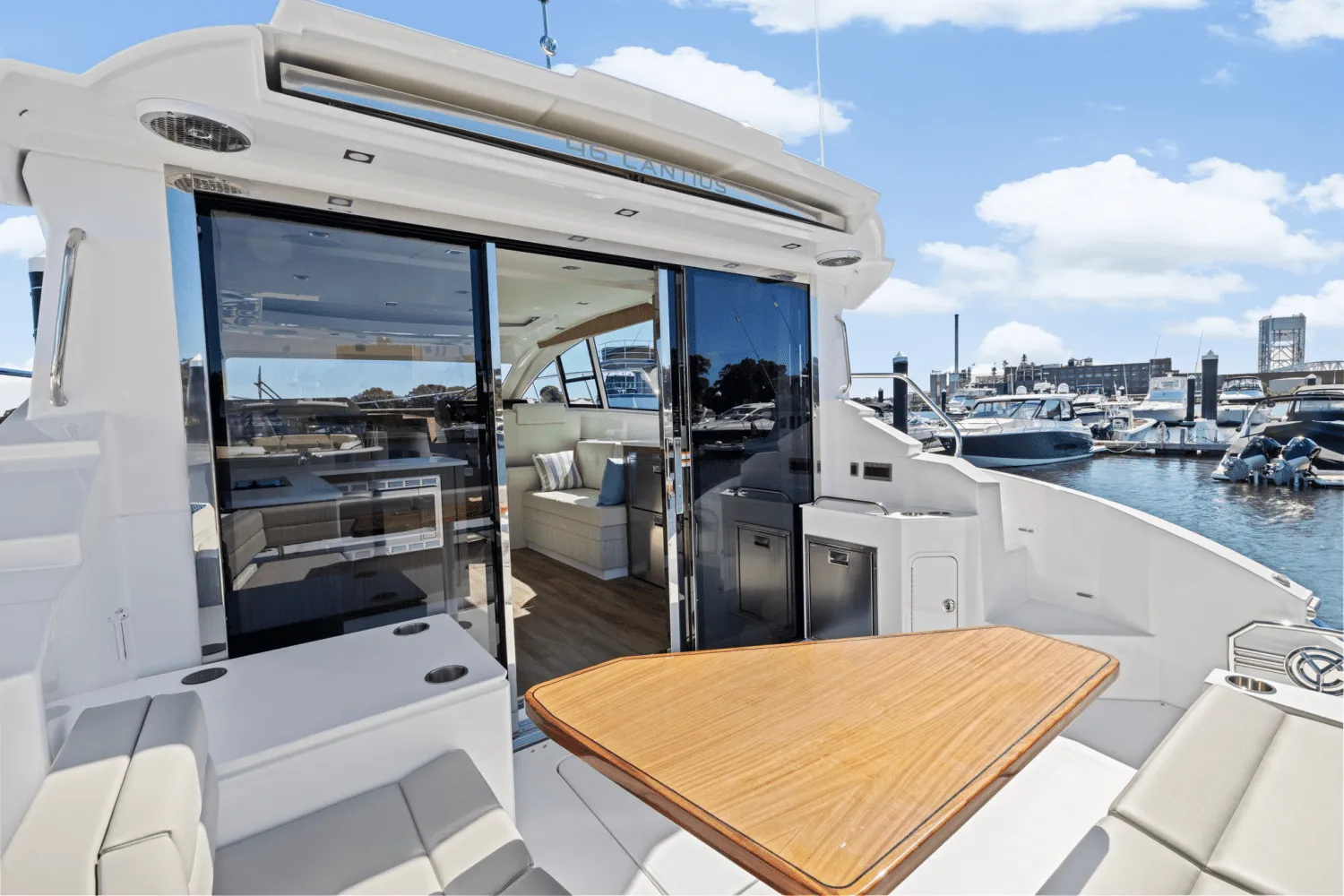 2025 Cruisers Yachts 46 Cantius Image Thumbnail #9