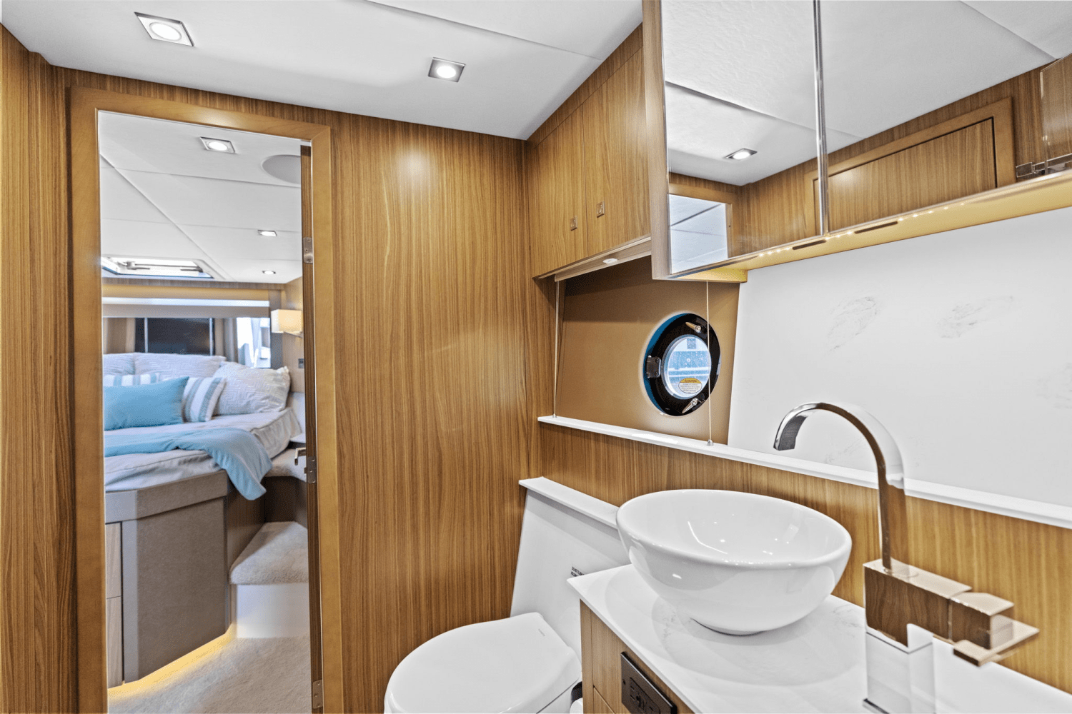 2025 Cruisers Yachts 46 Cantius Image Thumbnail #44