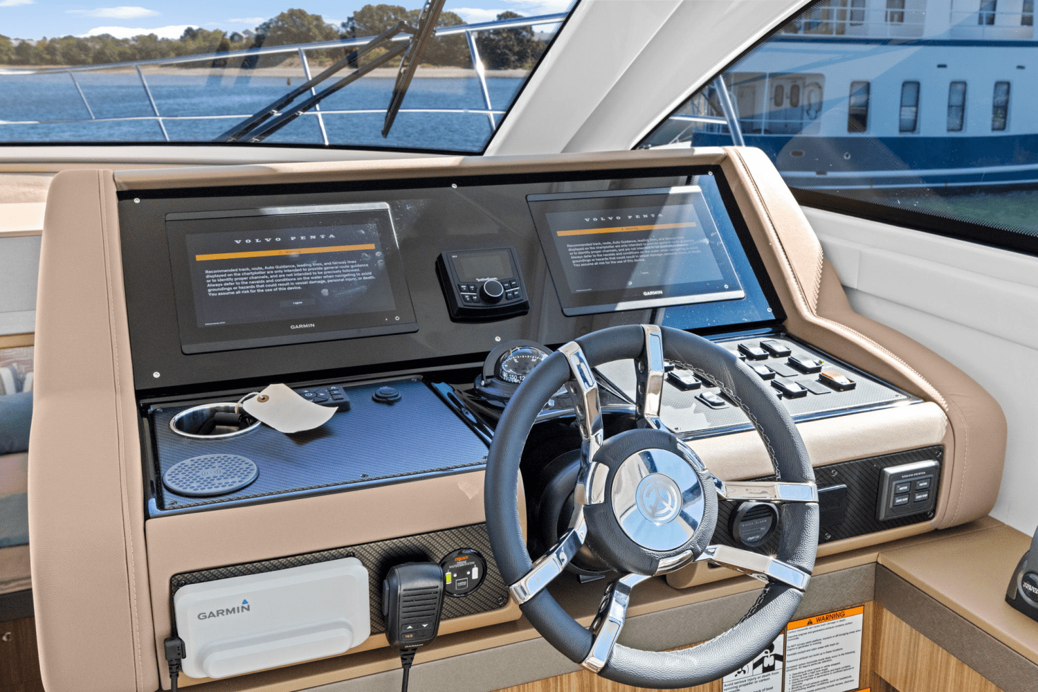 2025 Cruisers Yachts 46 Cantius Image Thumbnail #30