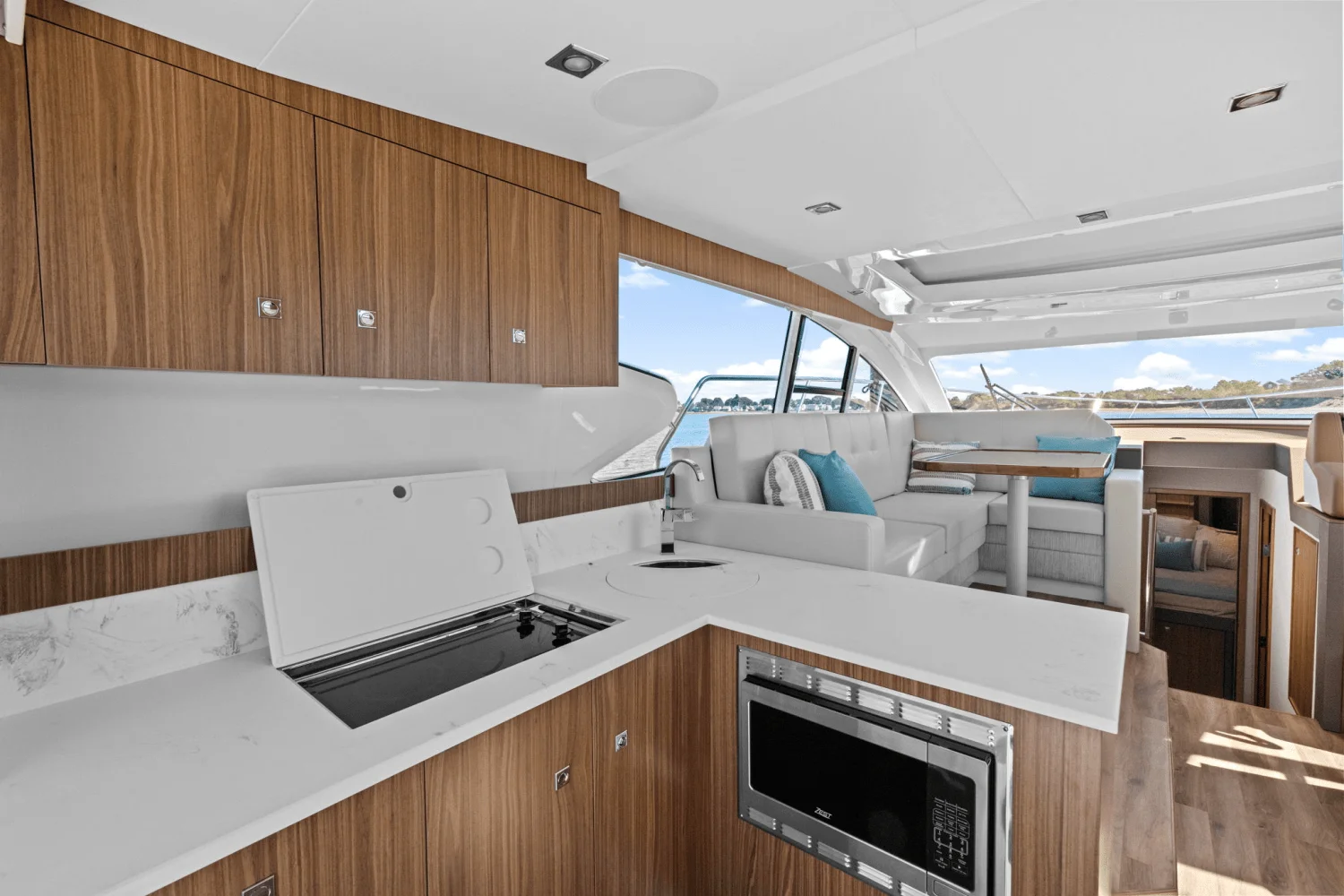 2025 Cruisers Yachts 46 Cantius Image Thumbnail #16