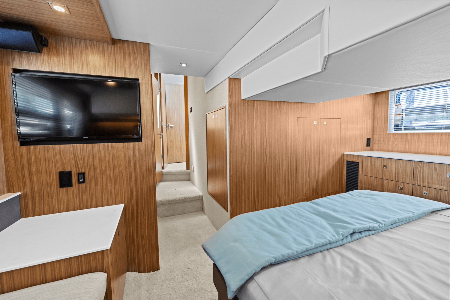 2025 Cruisers Yachts 46 Cantius Image Thumbnail #51