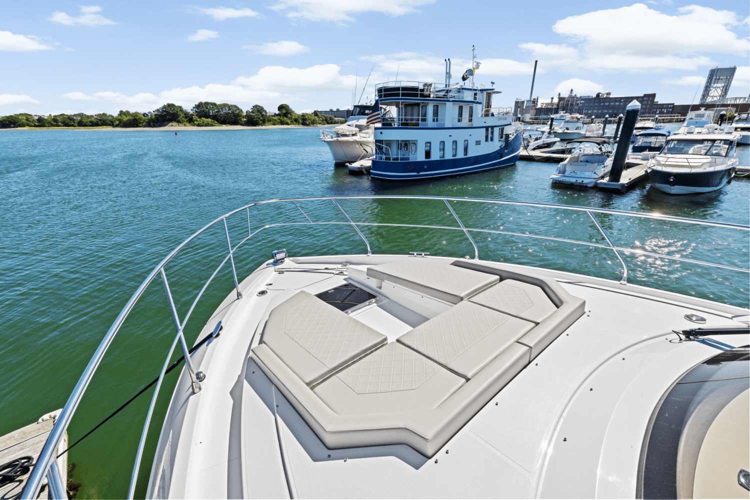 2025 Cruisers Yachts 46 Cantius Image Thumbnail #60