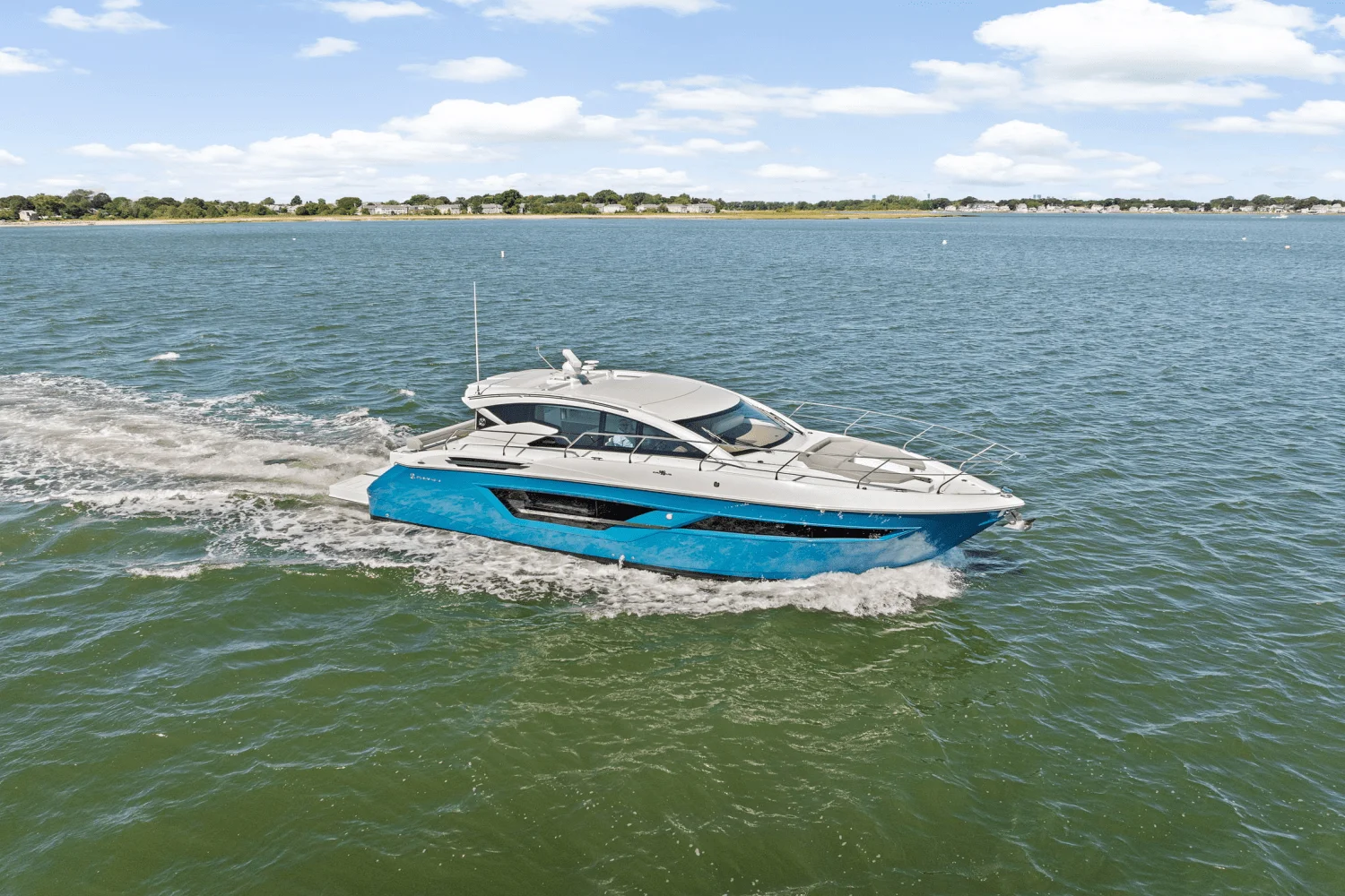 2025 Cruisers Yachts 46 Cantius Image Thumbnail #2