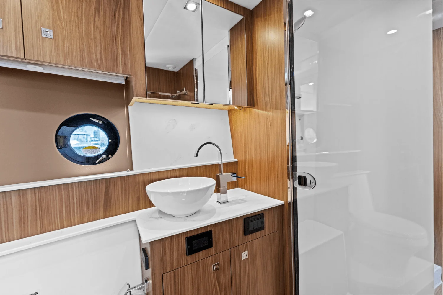 2025 Cruisers Yachts 46 Cantius Image Thumbnail #42