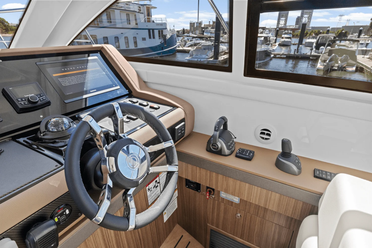 2025 Cruisers Yachts 46 Cantius Image Thumbnail #31