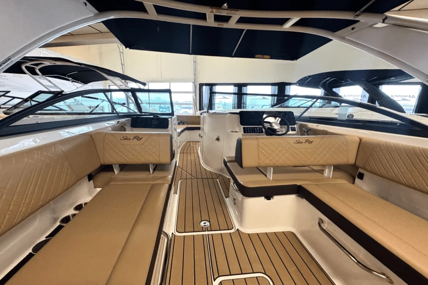 2025 Sea Ray SDX 270 Outboard Image Thumbnail #10