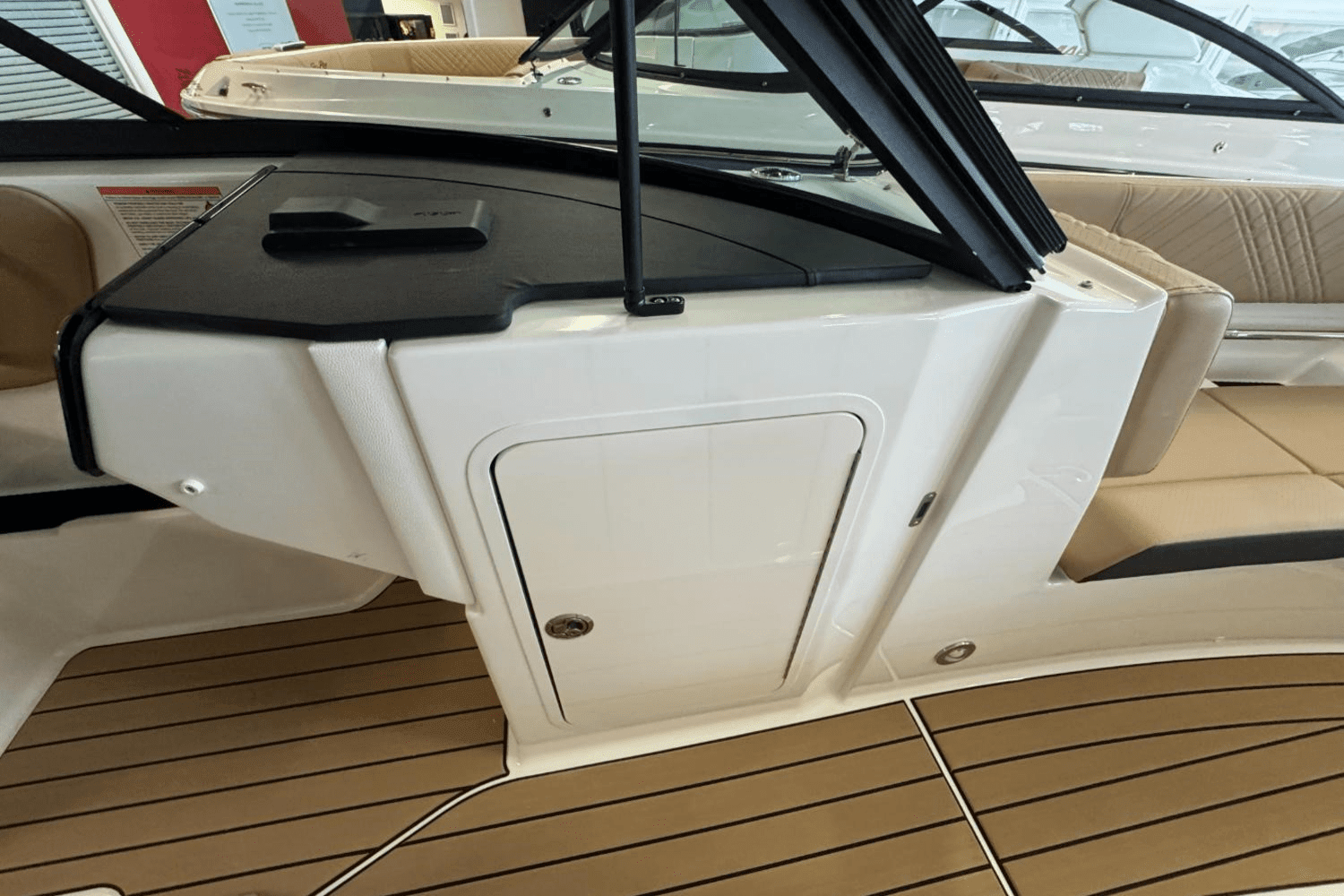 2025 Sea Ray SDX 270 Outboard Image Thumbnail #25