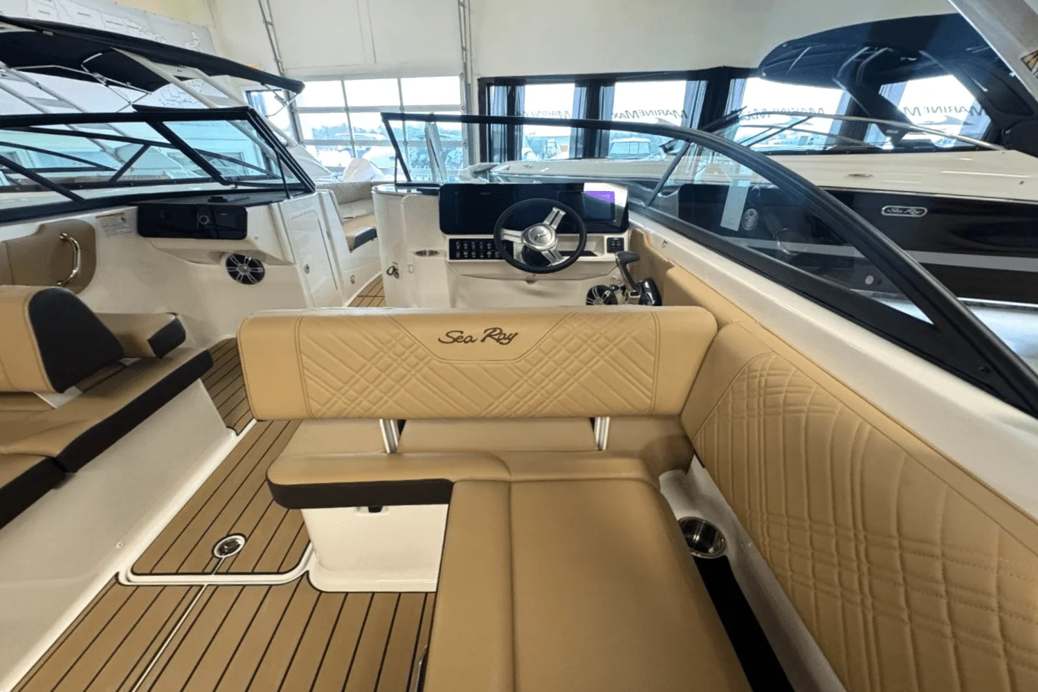 2025 Sea Ray SDX 270 Outboard Image Thumbnail #15